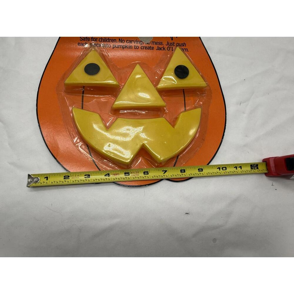 Vintage 1991 Jack O'Lantern Pumpkin Face Kit - Picture 6 of 7